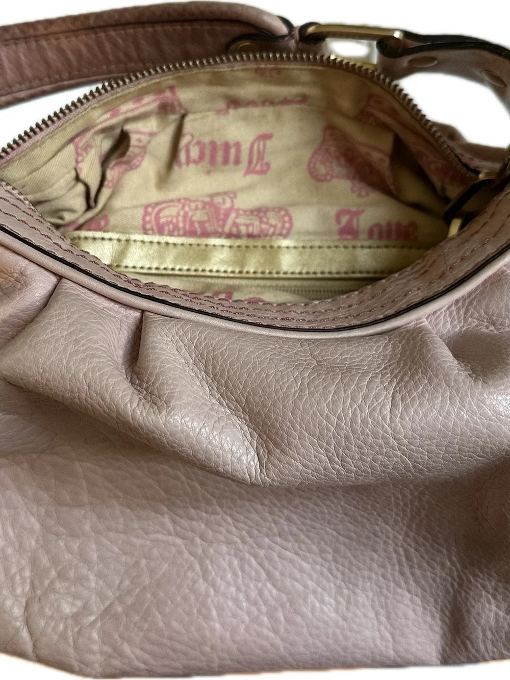 Vintage Juicy Couture Designer Soft Hobo Shoulder Bag in Pale Pink
